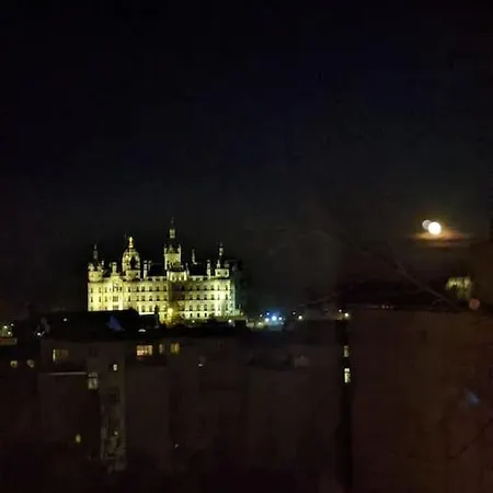 Schlosskoenig - Modernes & Zentrales Mit Balkon Und Arbeitsplatz 아파트