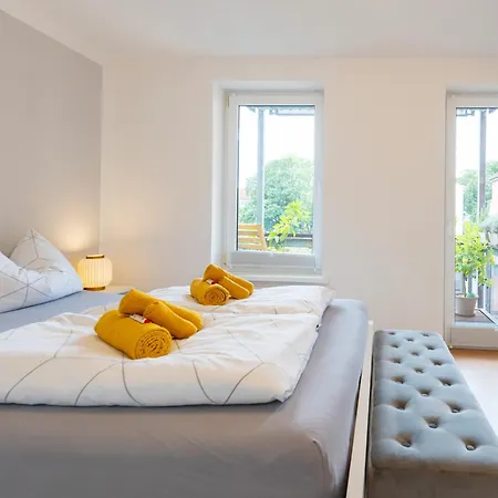 Schlosskoenig - Modernes & Zentrales Mit Balkon Und Arbeitsplatz * Schwerin (Mecklenburg-Vorpommern)