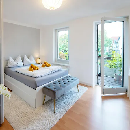 Apartamento Schlosskoenig - Modernes & Zentrales Mit Balkon Und Arbeitsplatz Schwerin (Mecklenburg-Vorpommern)