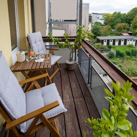 Schlosskoenig - Modernes & Zentrales Mit Balkon Und Arbeitsplatz