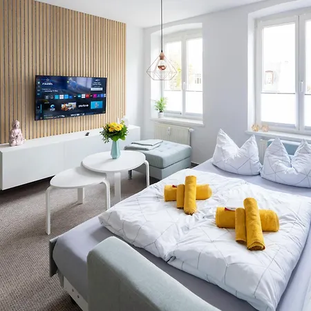 Schlosskoenig - Modernes & Zentrales Mit Balkon Und Arbeitsplatz Schwerin (Mecklenburg-Vorpommern)