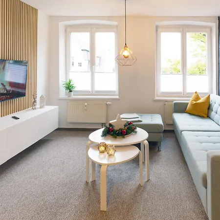 Schlosskoenig - Modernes & Zentrales Mit Balkon Und Arbeitsplatz Apartamento
