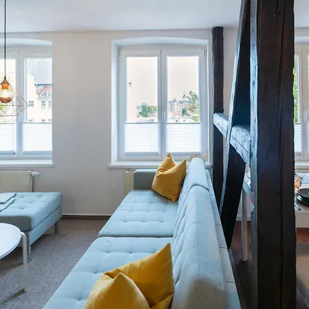 Schlosskoenig - Modernes & Zentrales Mit Balkon Und Arbeitsplatz 아파트